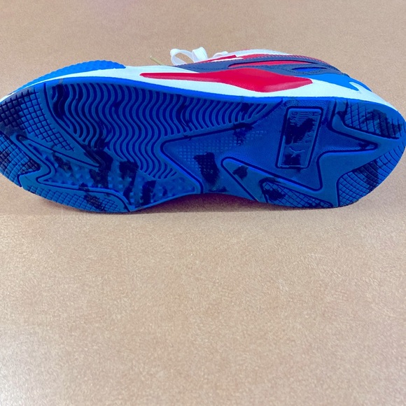 PUMA - Picture 5 of 8